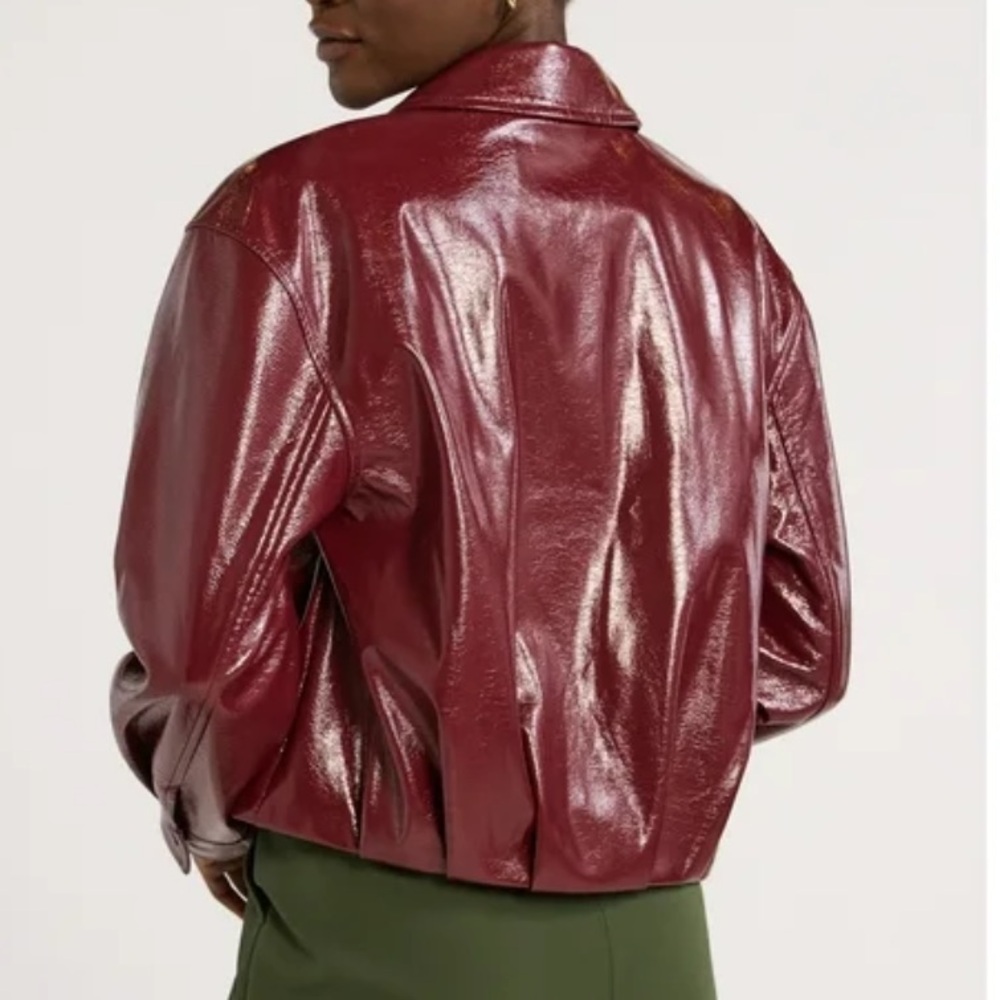 Scoop Women's Crinkle Faux Patent Leather Cropped Bomber Jacket - Picture 3 of 14